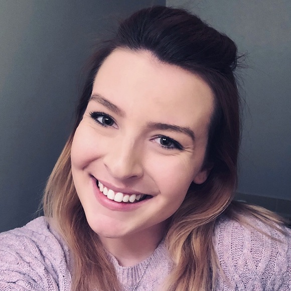 Meet your Posher, Emma - Picture 1 of 1